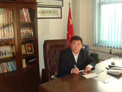 济宁市优秀兵支书翟玉田居民的领头人党委的领头雁